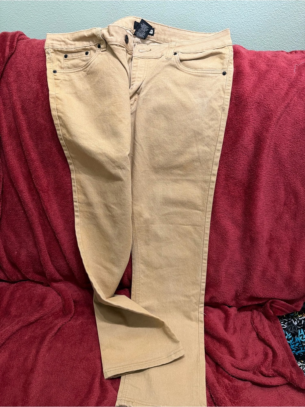 Hype Men's Beige Slim Straight Jeans